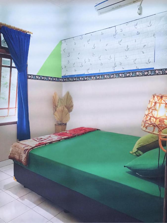 Glory Homestay ジョグジャカルタ エクステリア 写真
