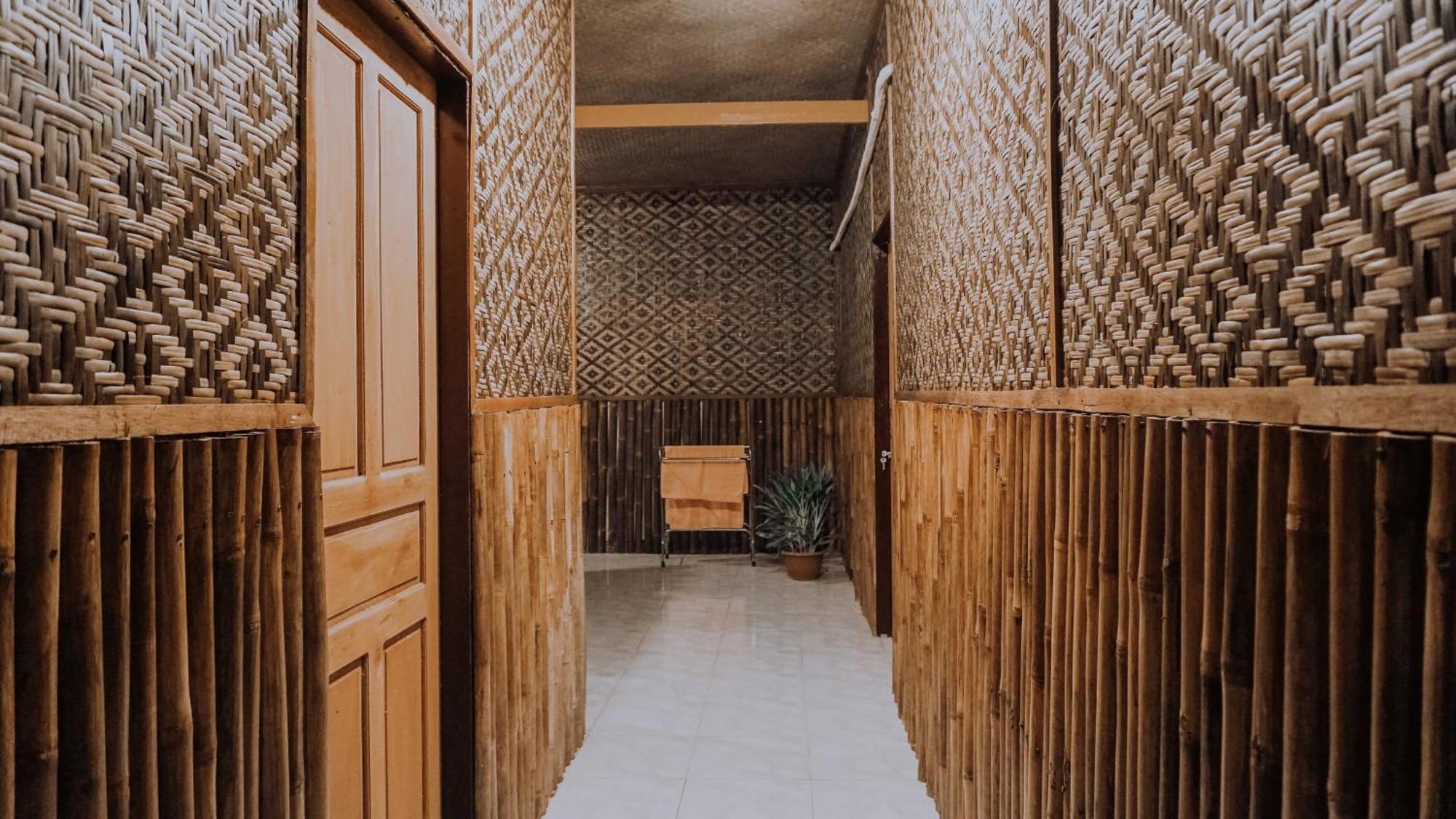 Glory Homestay ジョグジャカルタ エクステリア 写真