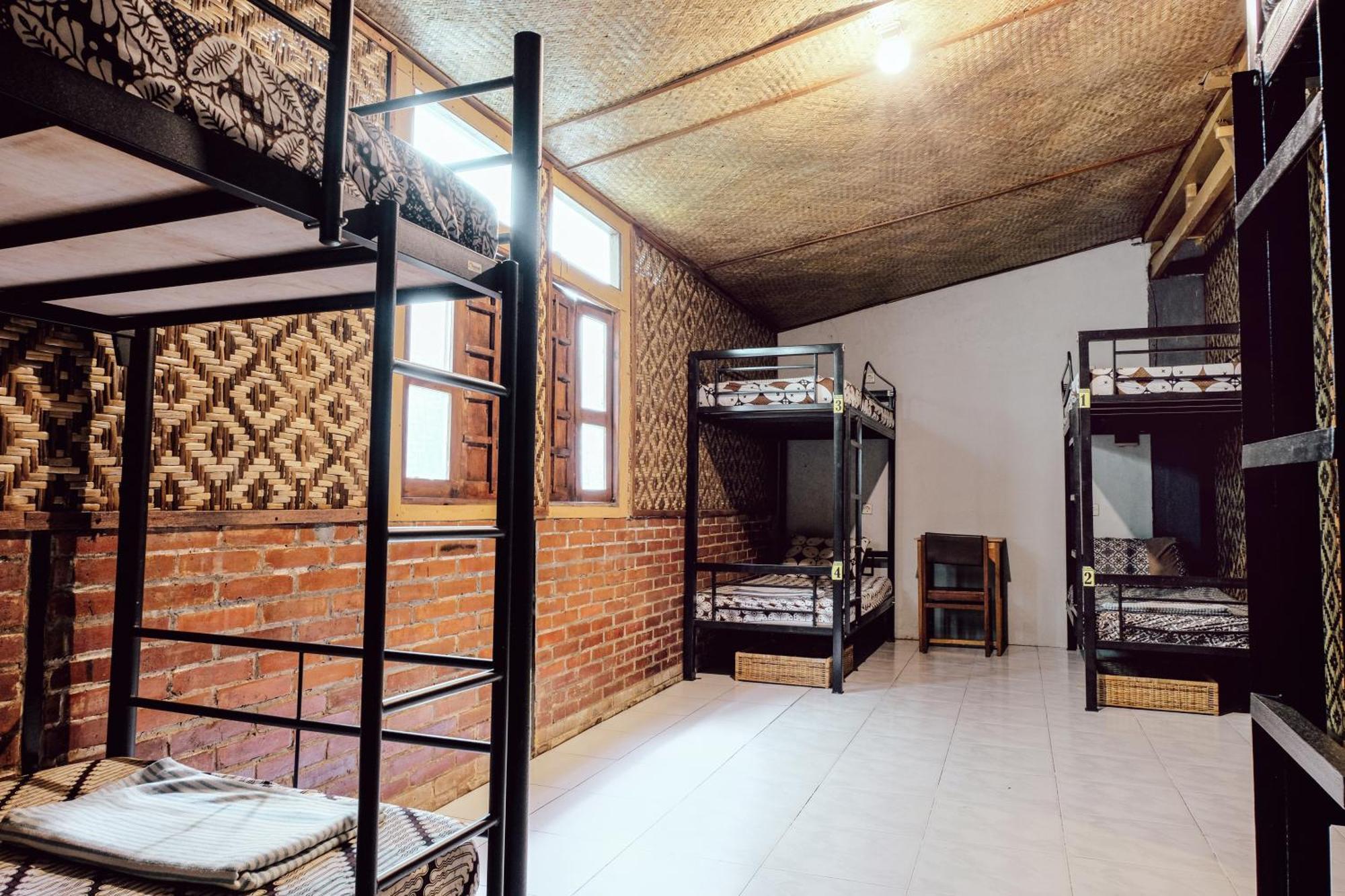 Glory Homestay ジョグジャカルタ エクステリア 写真