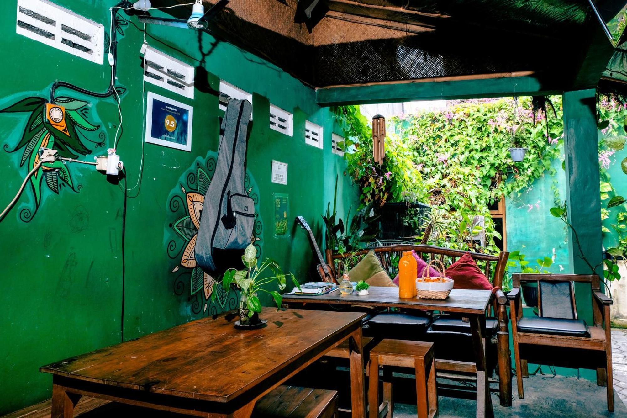 Glory Homestay ジョグジャカルタ エクステリア 写真