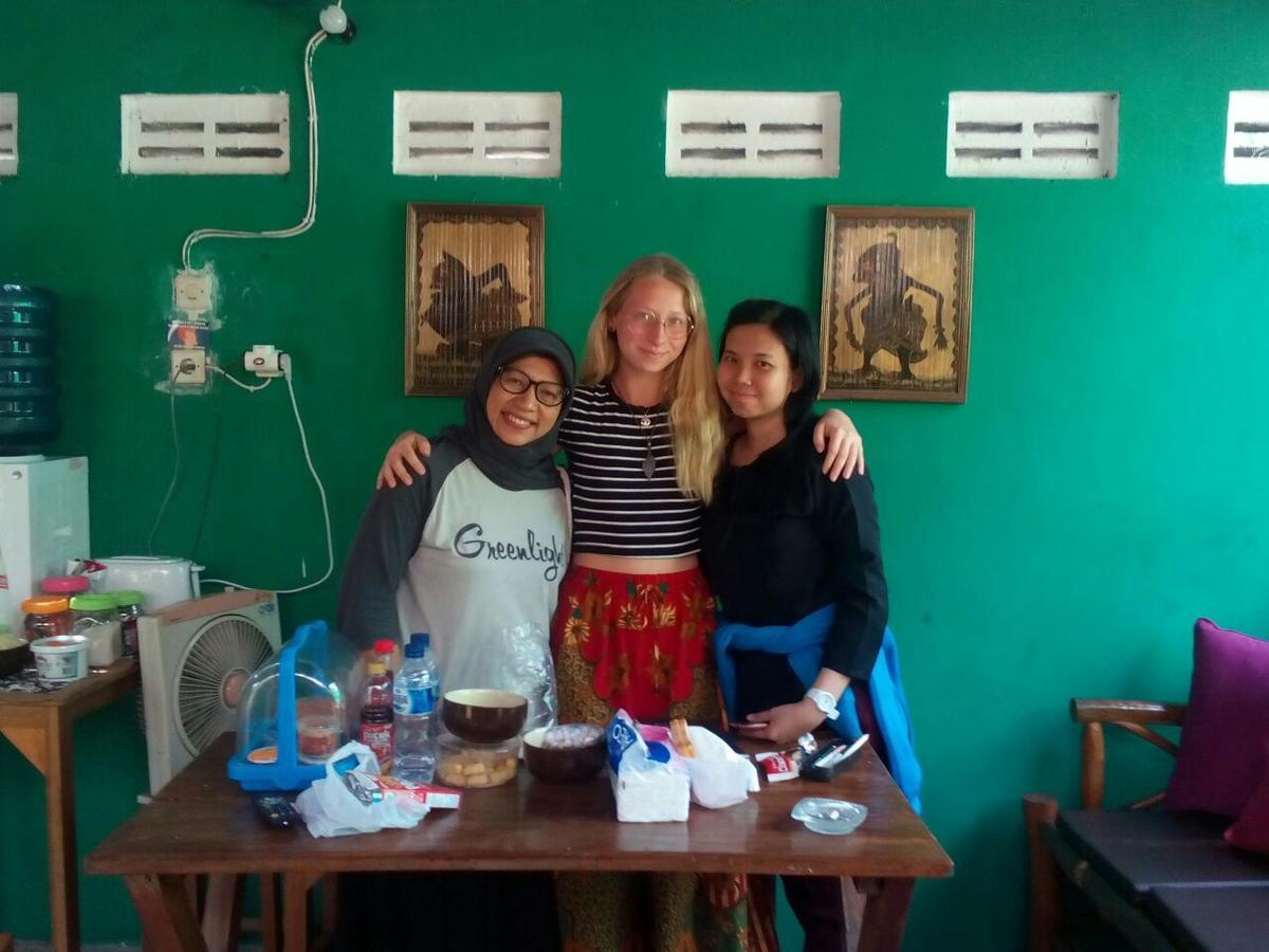 Glory Homestay ジョグジャカルタ エクステリア 写真