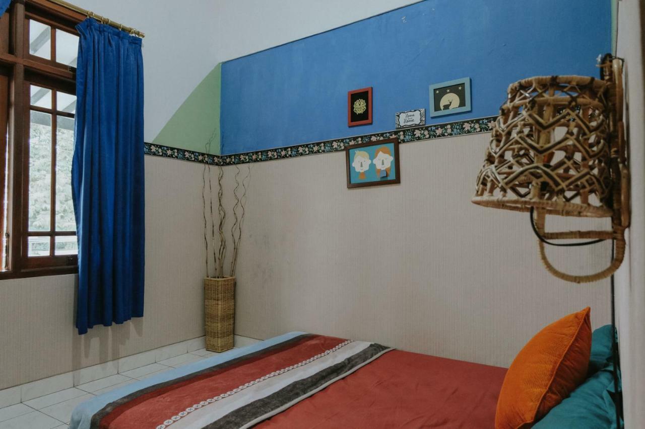 Glory Homestay ジョグジャカルタ エクステリア 写真